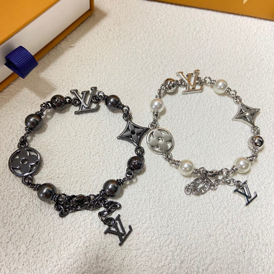 Street Style Distressed Pearl Bracelet