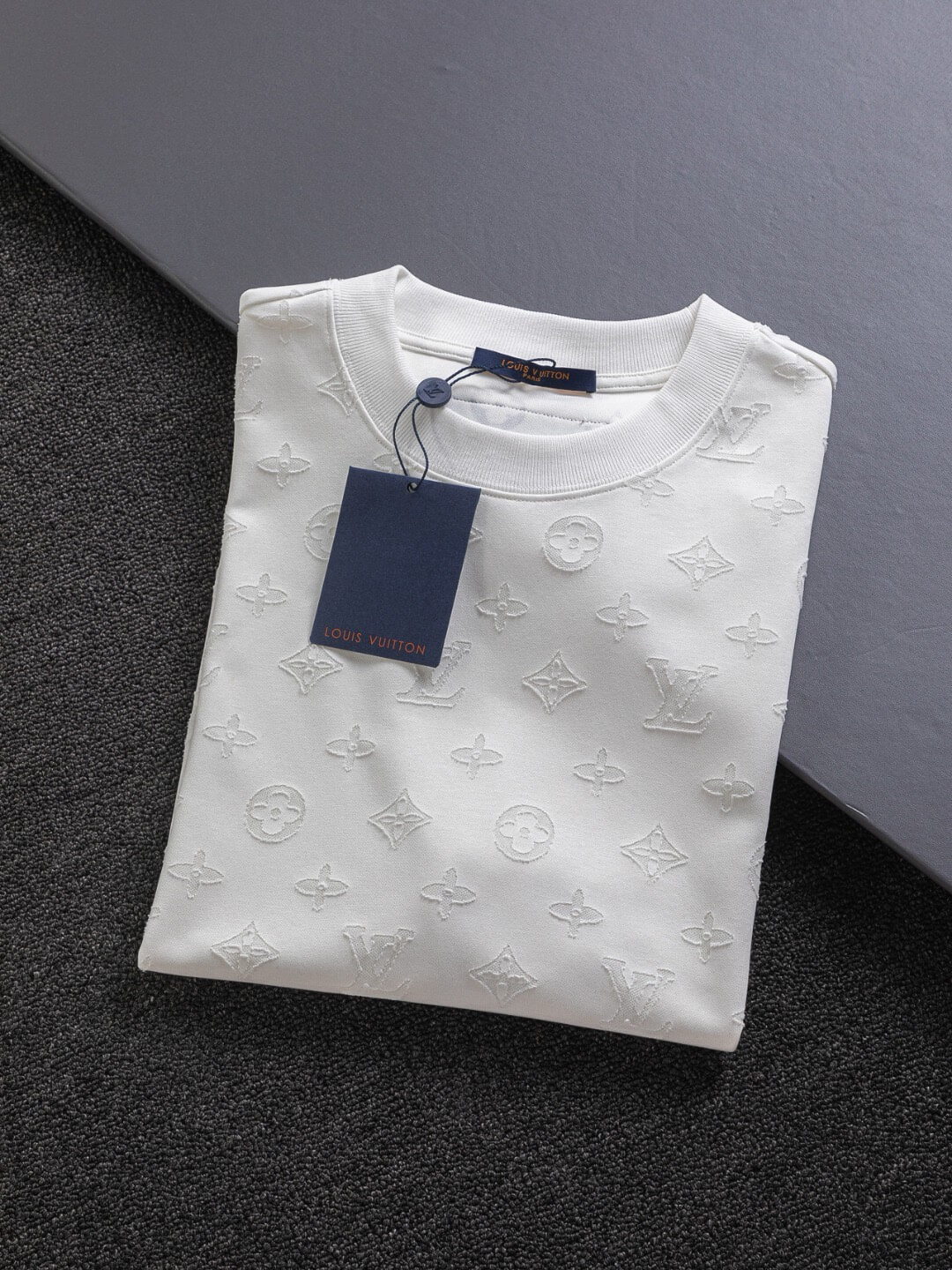 T-shirt imprimé multicolore sur tout le corps