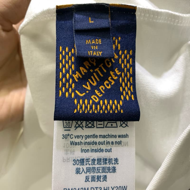 2025 Handbag Graphic T-Shirt