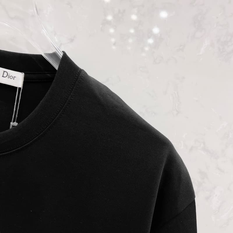 2025 New Embroidered Patch T-shirt
