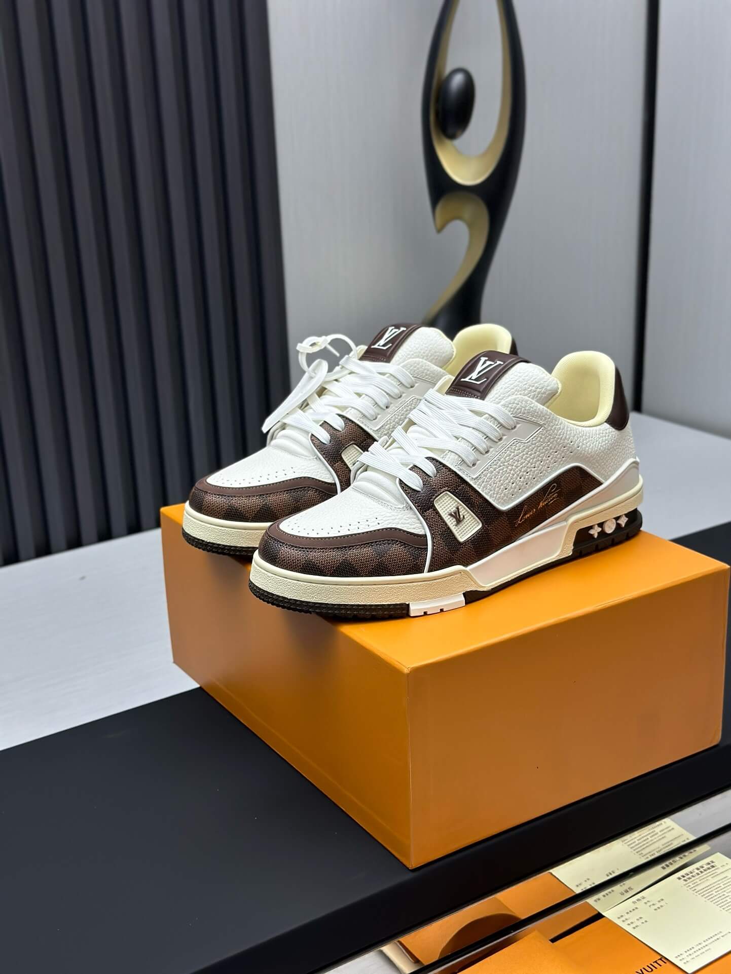 New Plaid Design Sneaker