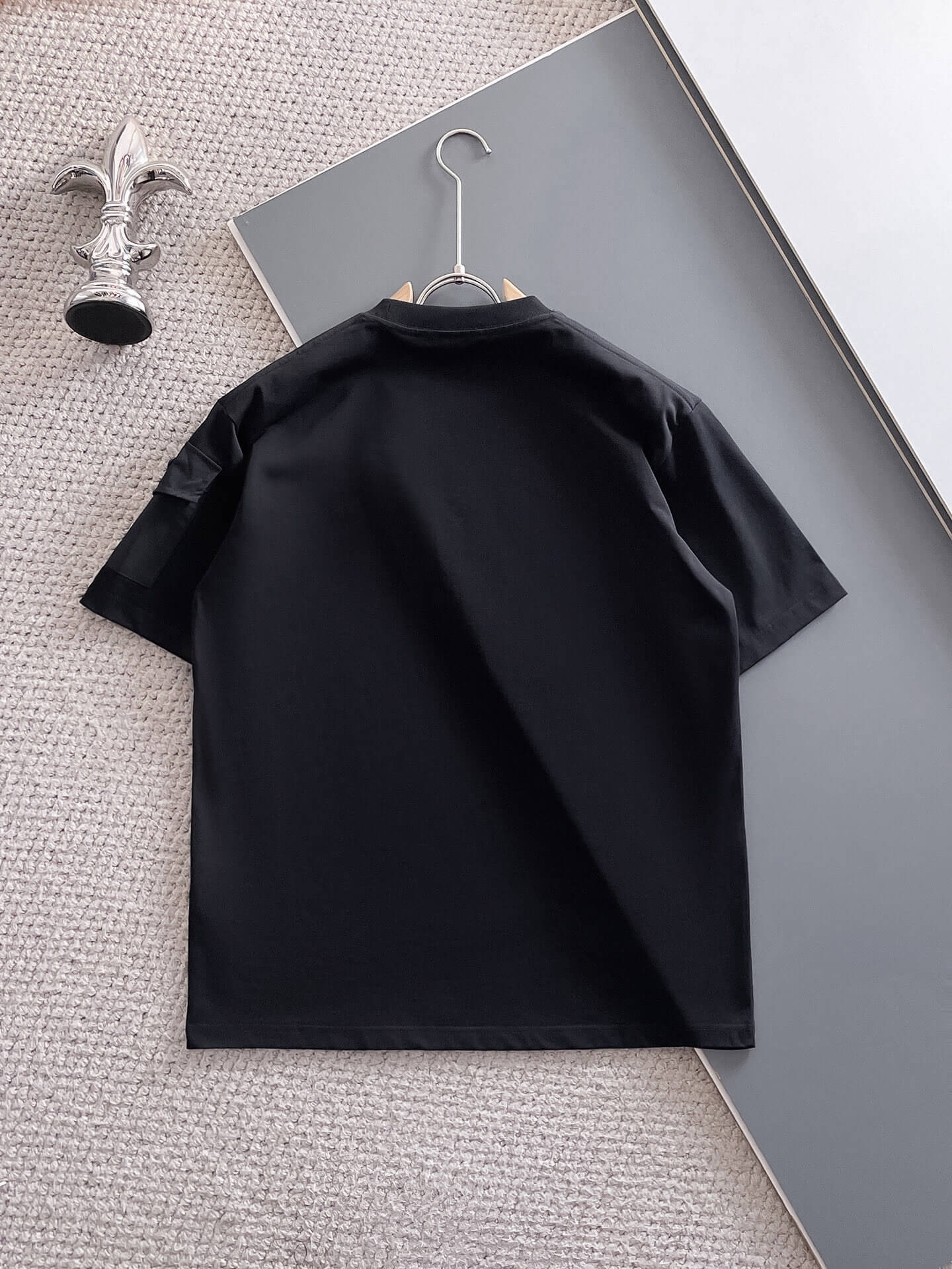 Utility Pocket Sleeve T-Shirt