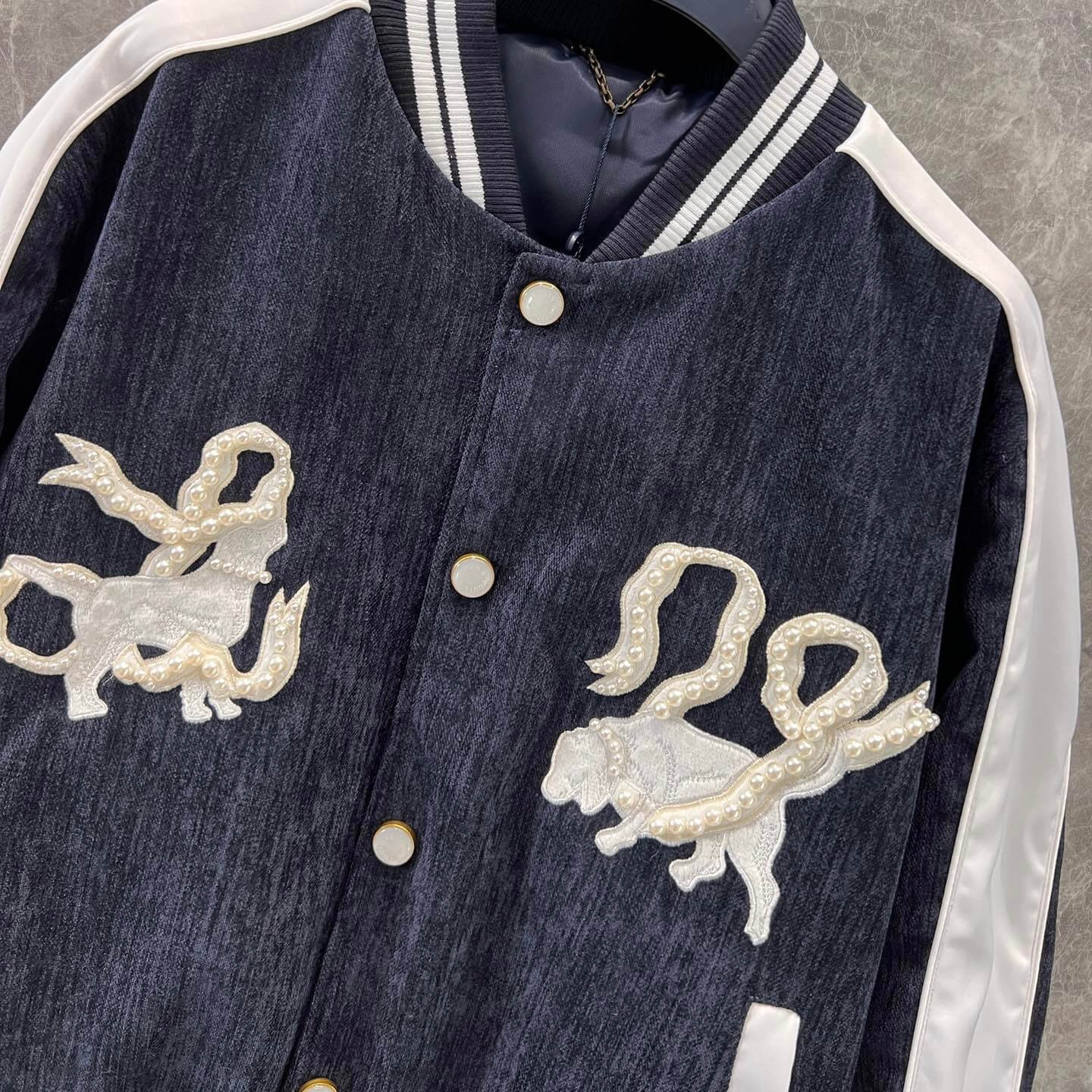 Street Fashion Double Dog Pearl Jacket