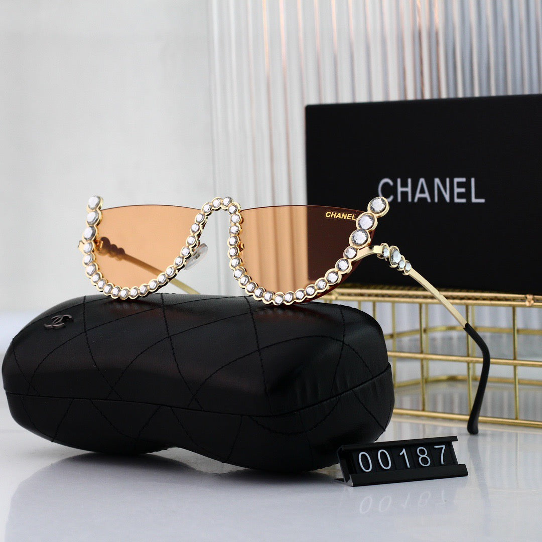 Lunettes de soleil demi-cerclées tendance