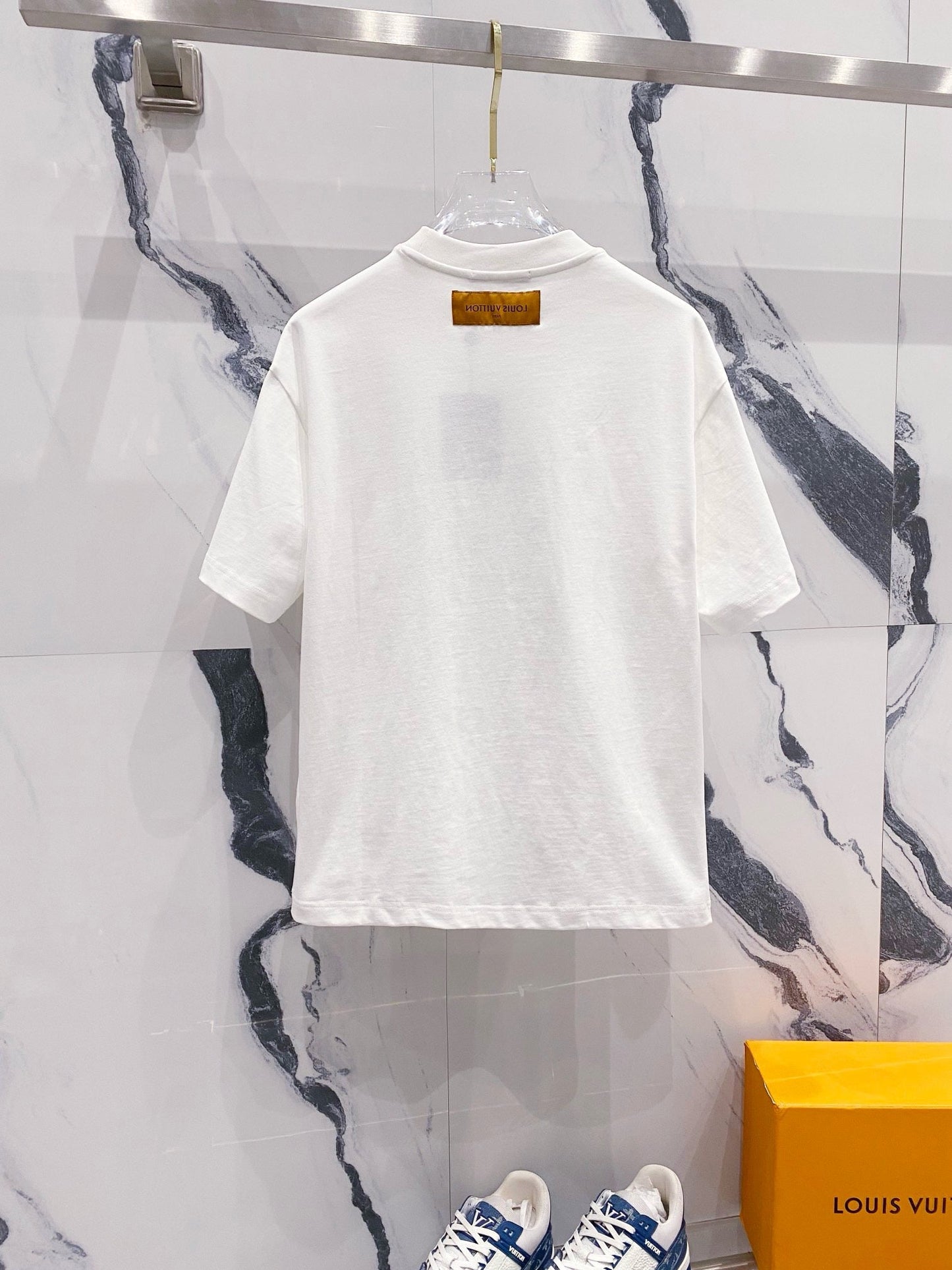 T-shirt à motif brodé vert