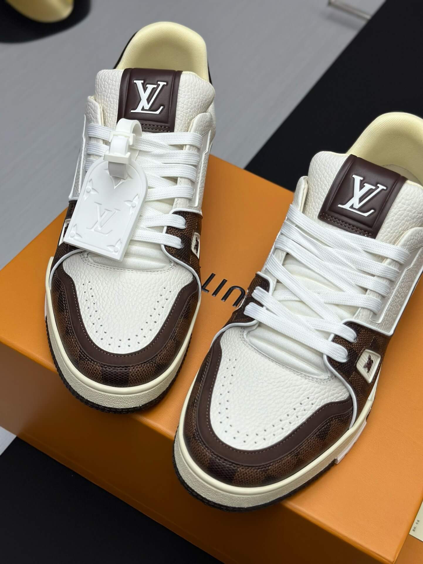 New Plaid Design Sneaker