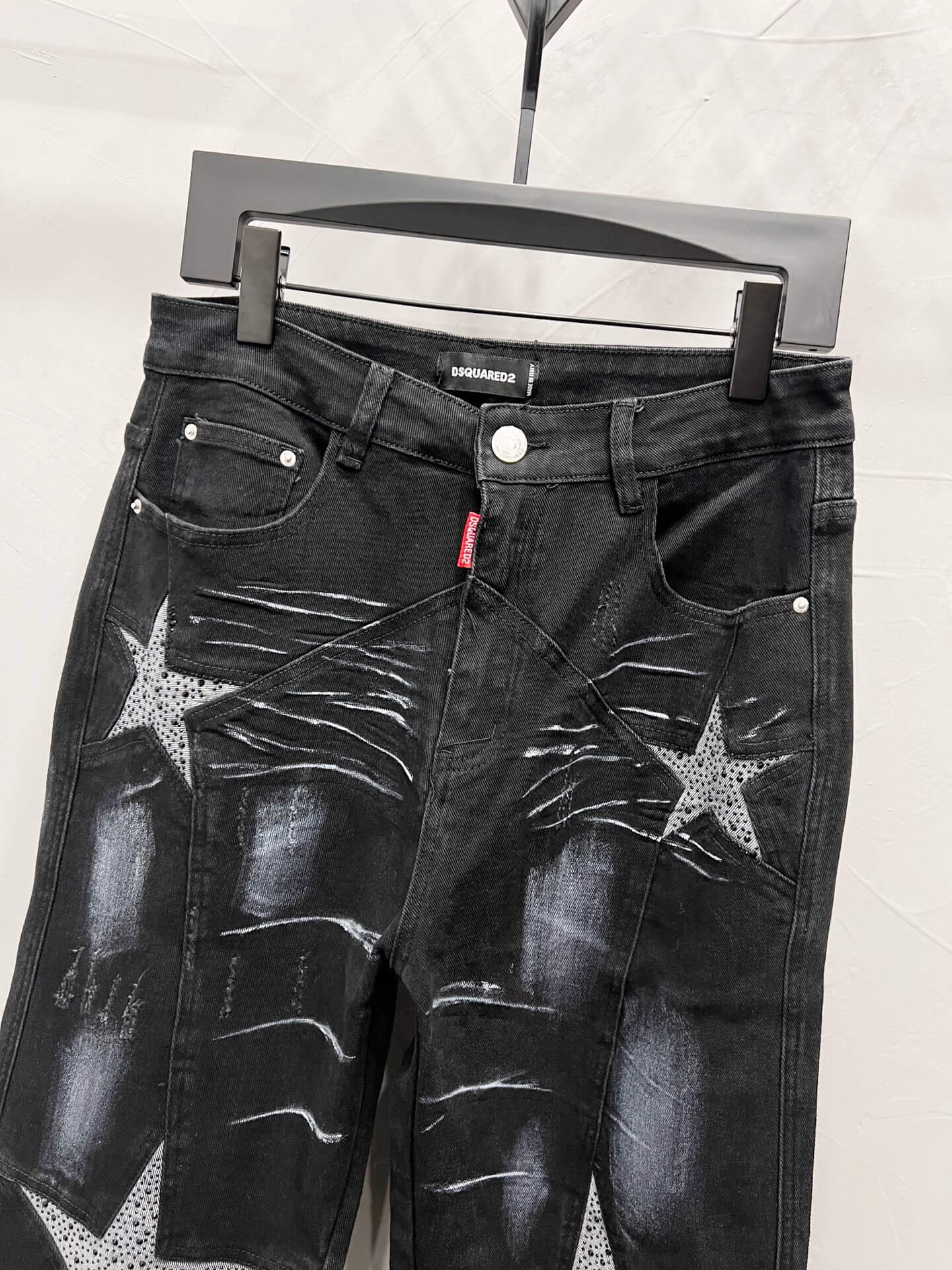 Straight-Leg Jeans with Star Design