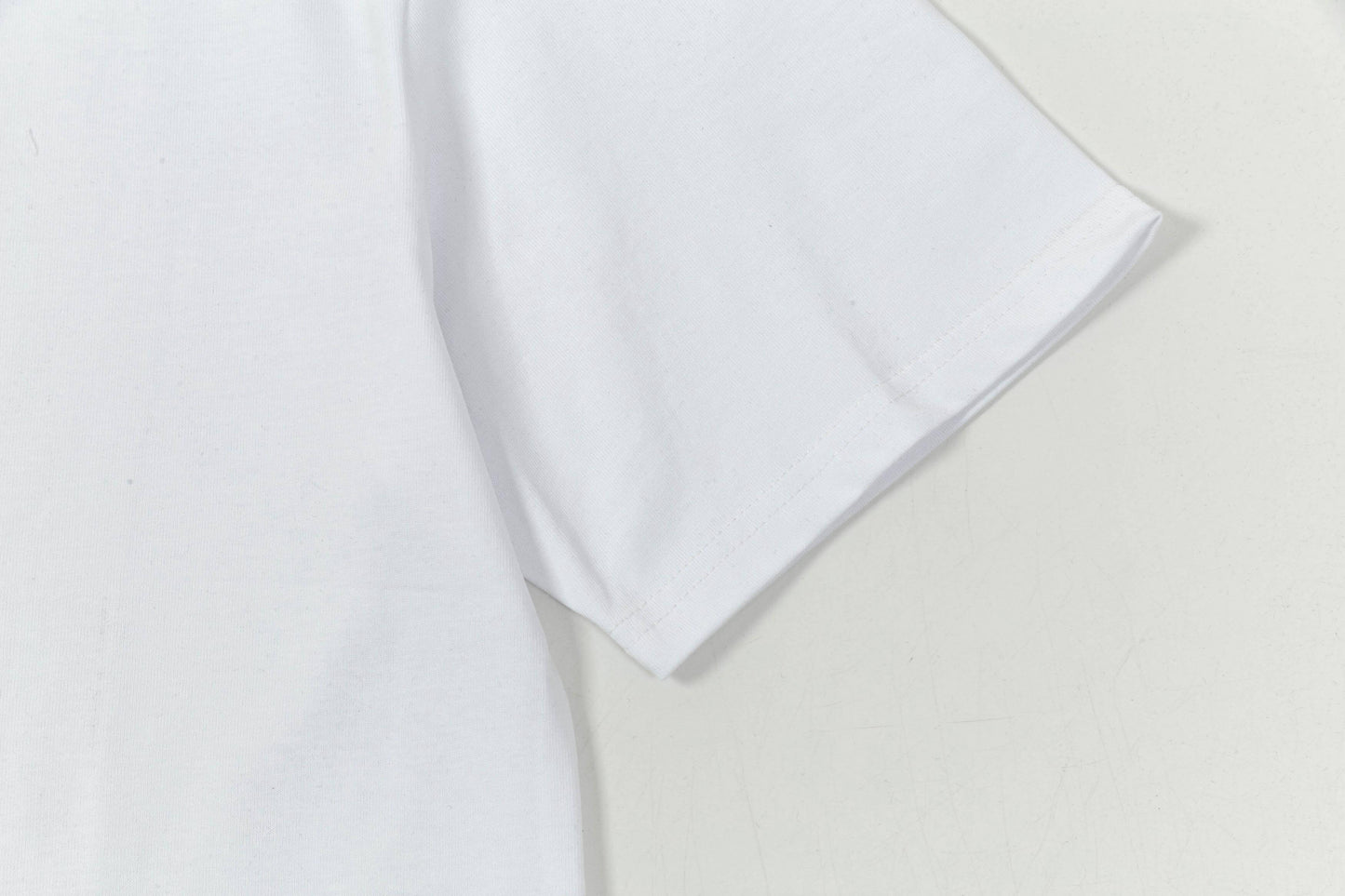 T-shirt à lettres encolure
