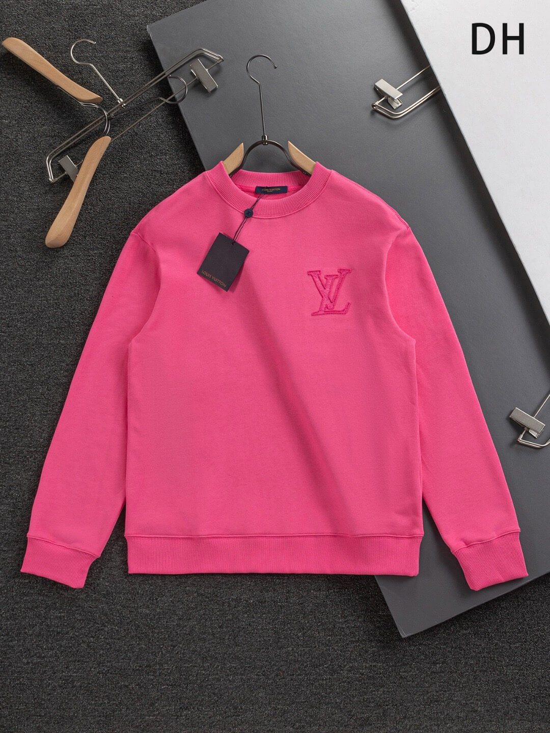 3D Textured Letter Embroidery Sweatshirt