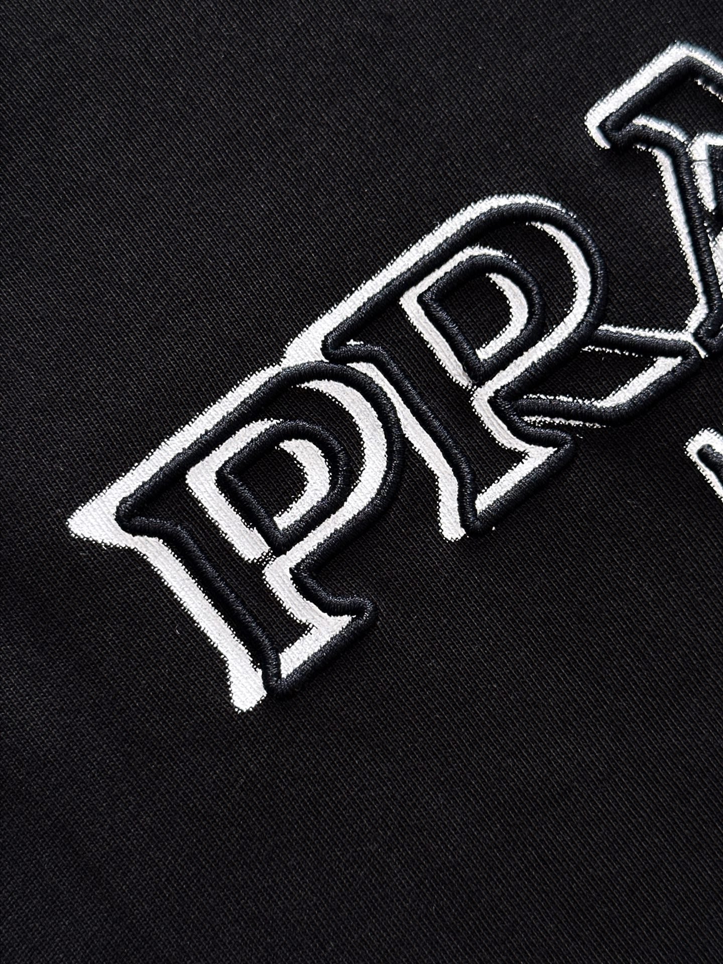 2025 3D Embroidered T-shirt