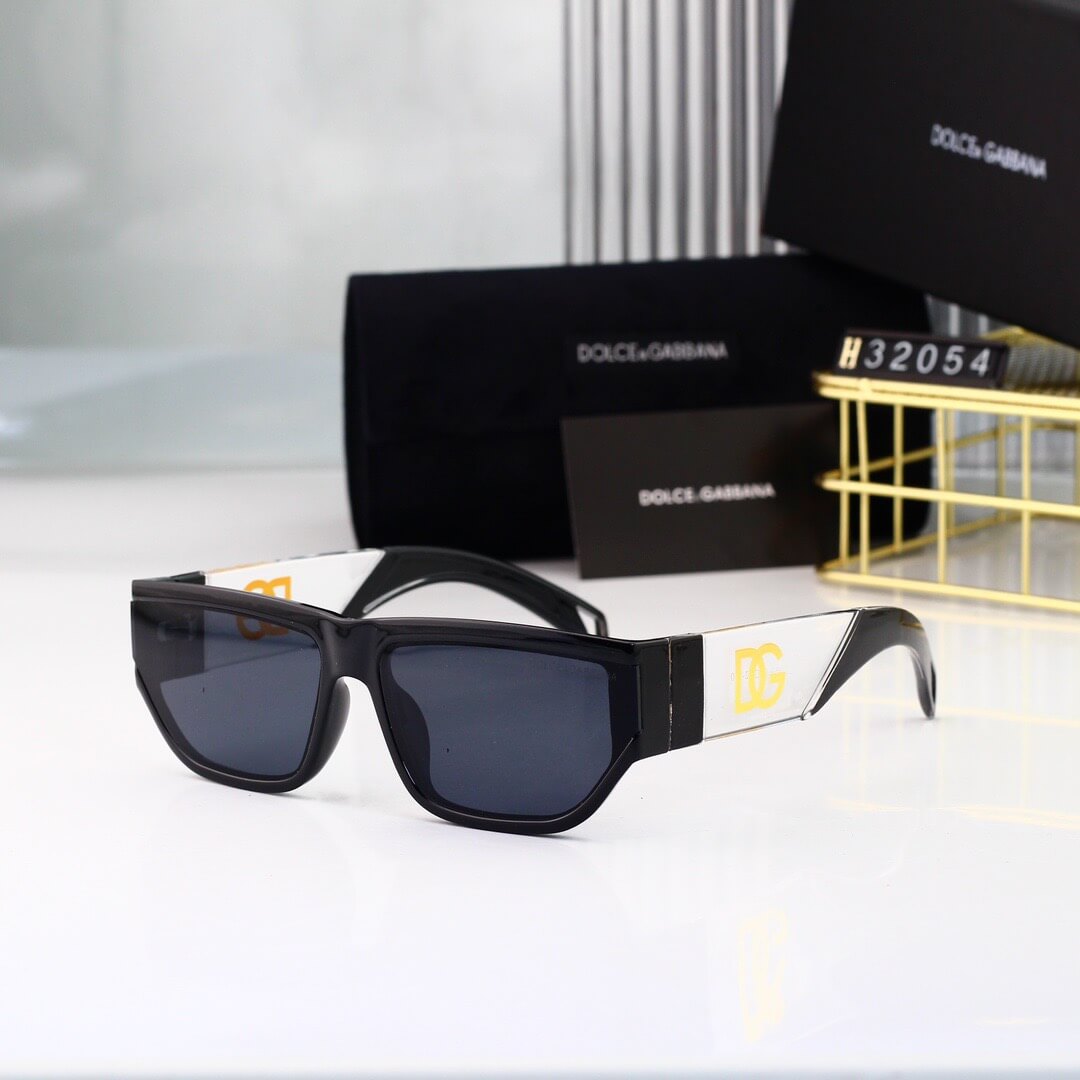 Lunettes de soleil futuristes technologiques