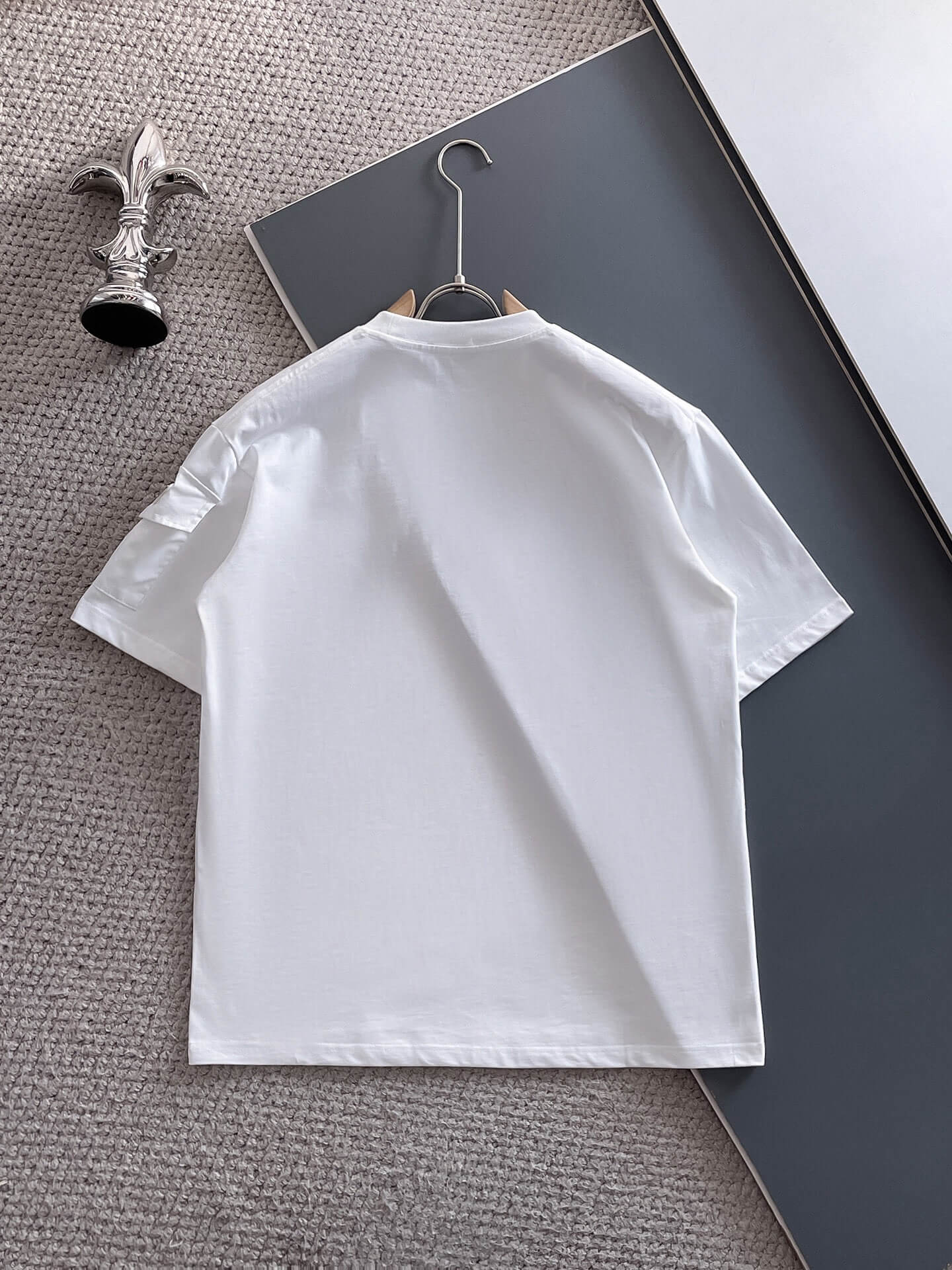 Utility Pocket Sleeve T-Shirt