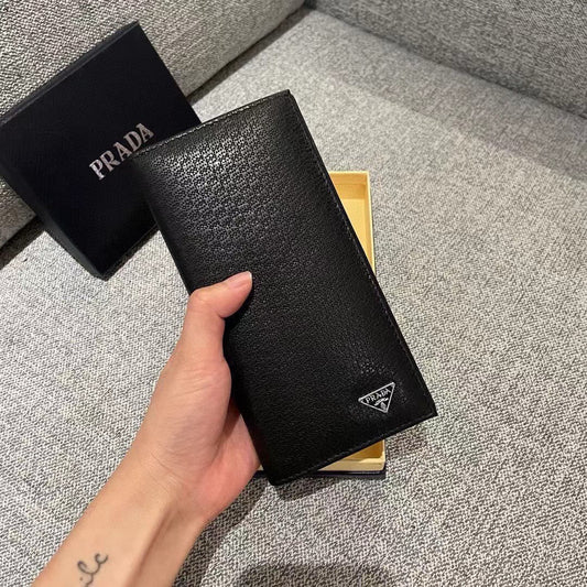 Metallic Triangle Wallet