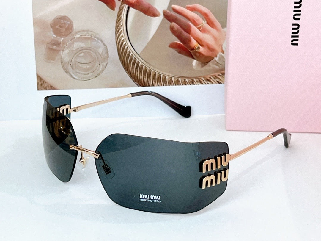 Ultra-Cool Frameless Curved Sunglasses