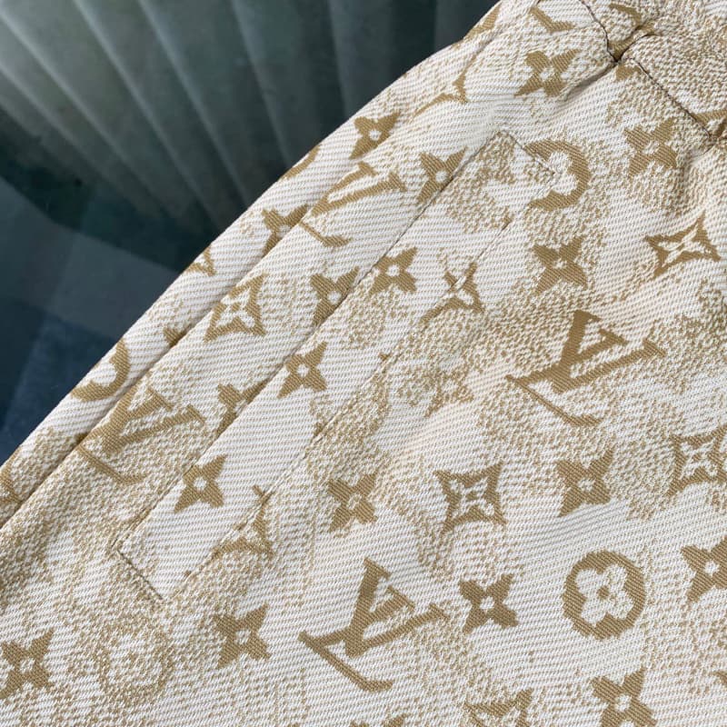 2025 New Classic Beige Jacquard T-shirt