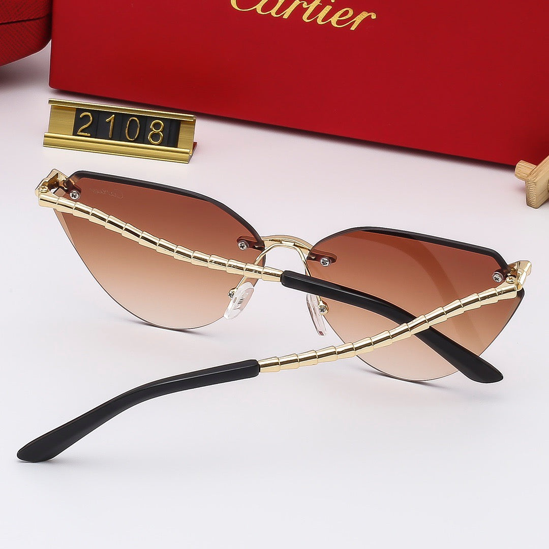 Lunettes de soleil à branches métalliques légèrement incurvées