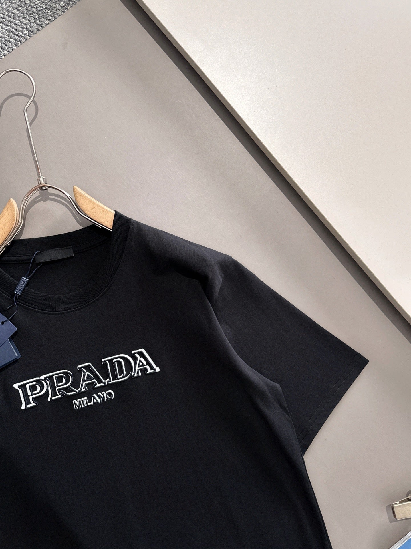2025 3D Embroidered T-shirt