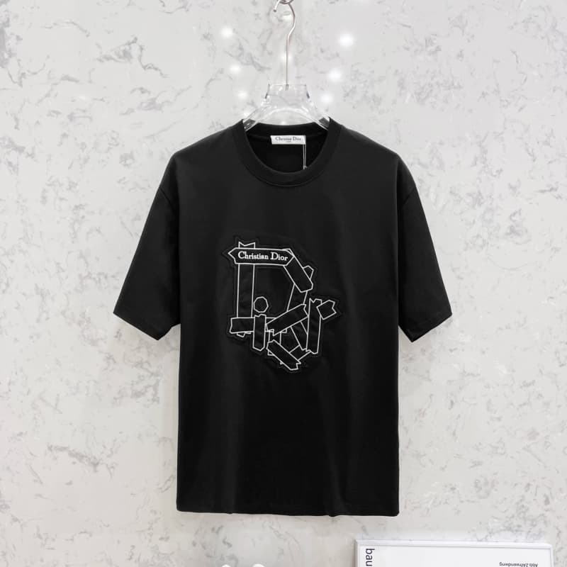 2025 New Embroidered Patch T-shirt