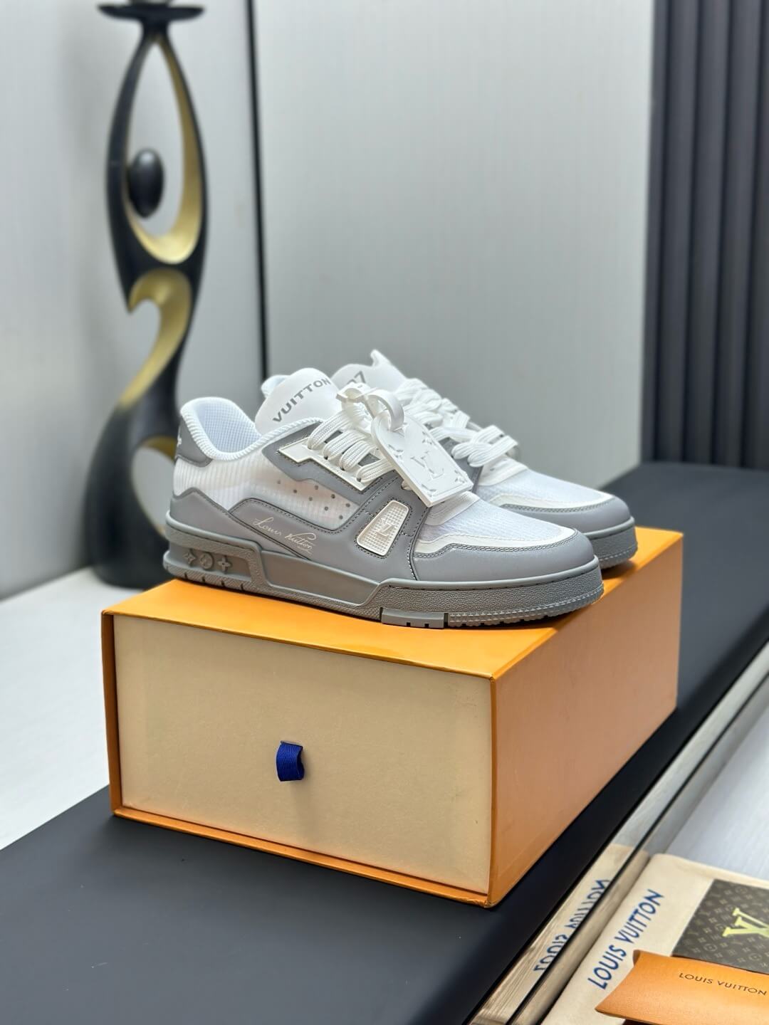 Trendy Cement Gray Sneaker