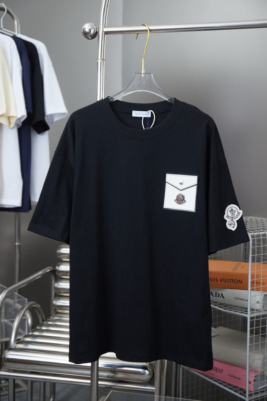 T-shirt à poche en fer blanc