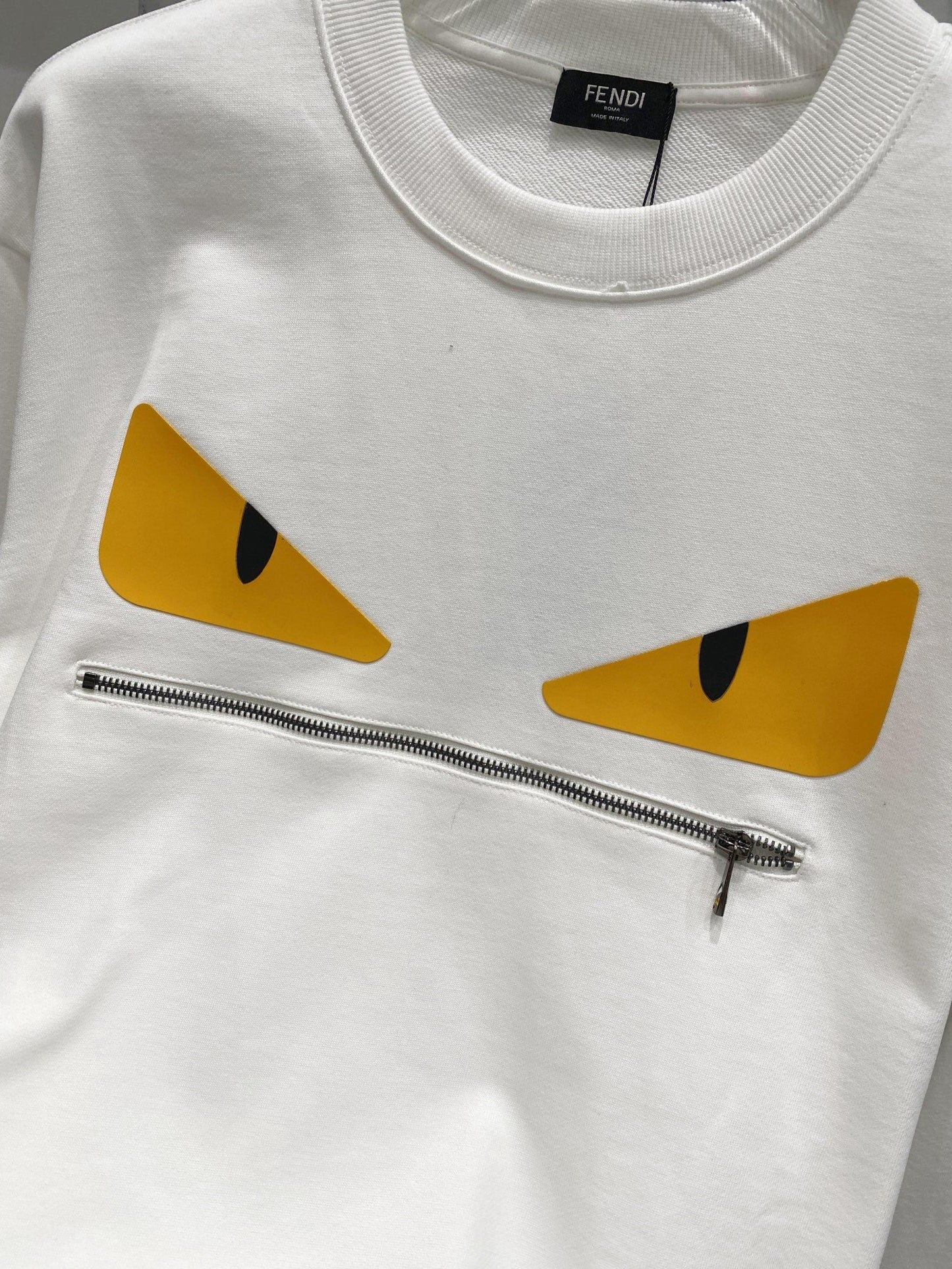 Eye Zipper Sweatshirt