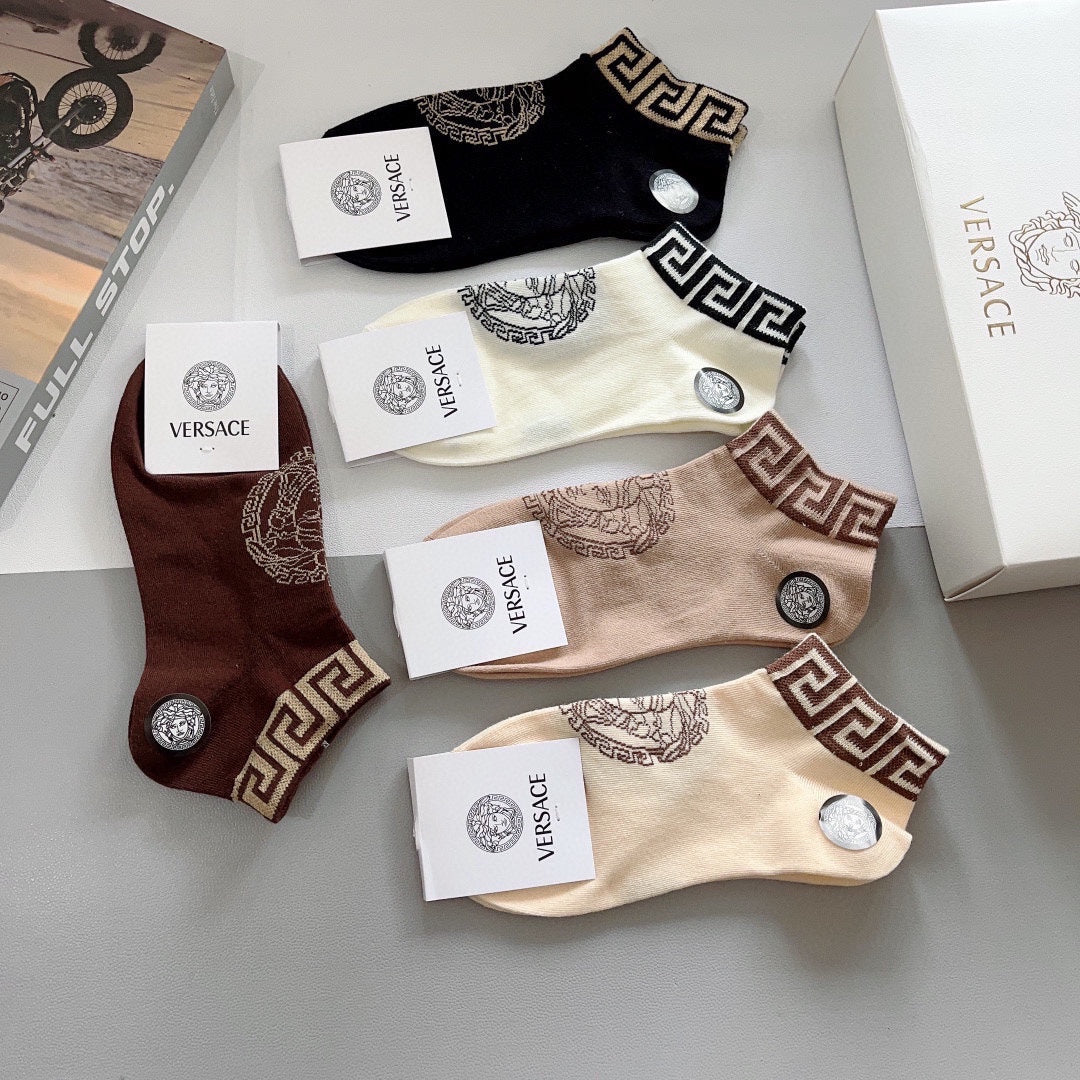 Classic Face Pattern Socks