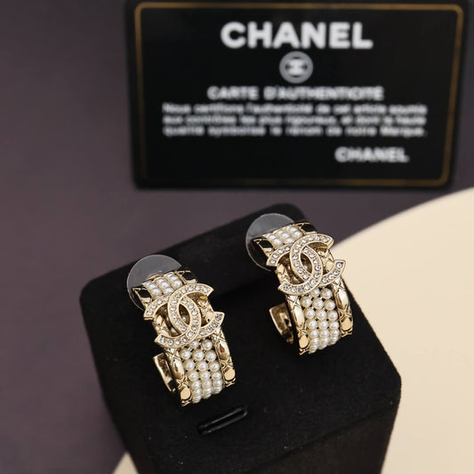 Chic Pearl-Accented Earrings