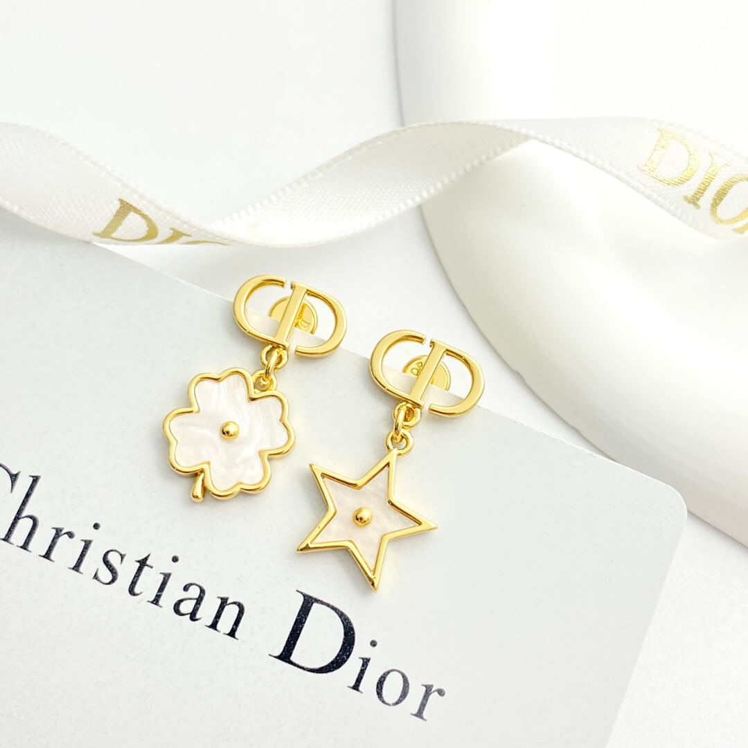 Asymmetric Statement Studs