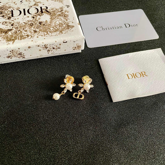 Vintage Pearl Drop Earrings
